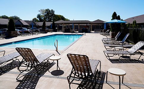 Royal Crest Apartments Pool